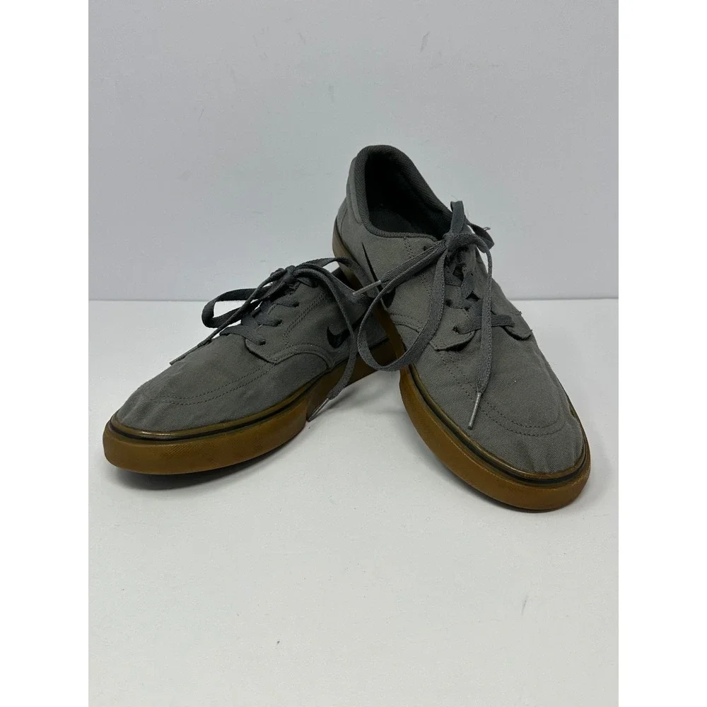 Nike SB Clutch Men's Shoes Sz 9 Gray Canvas Gum Sole Sneakers 729825-002